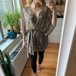 Show Me Your Mumu Peacock Kimono Size M